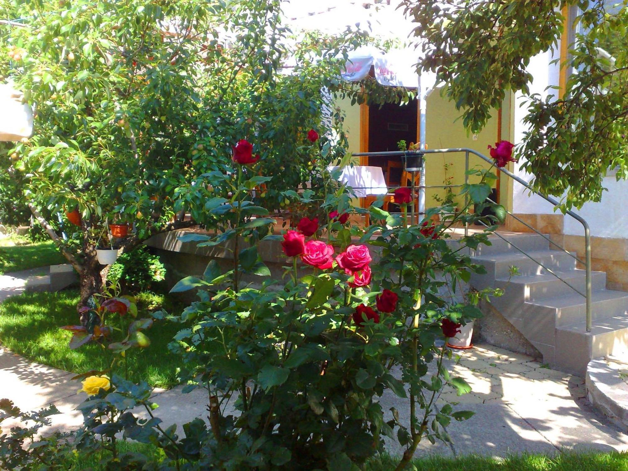 Family Hotel Sonata Samokov Exterior foto